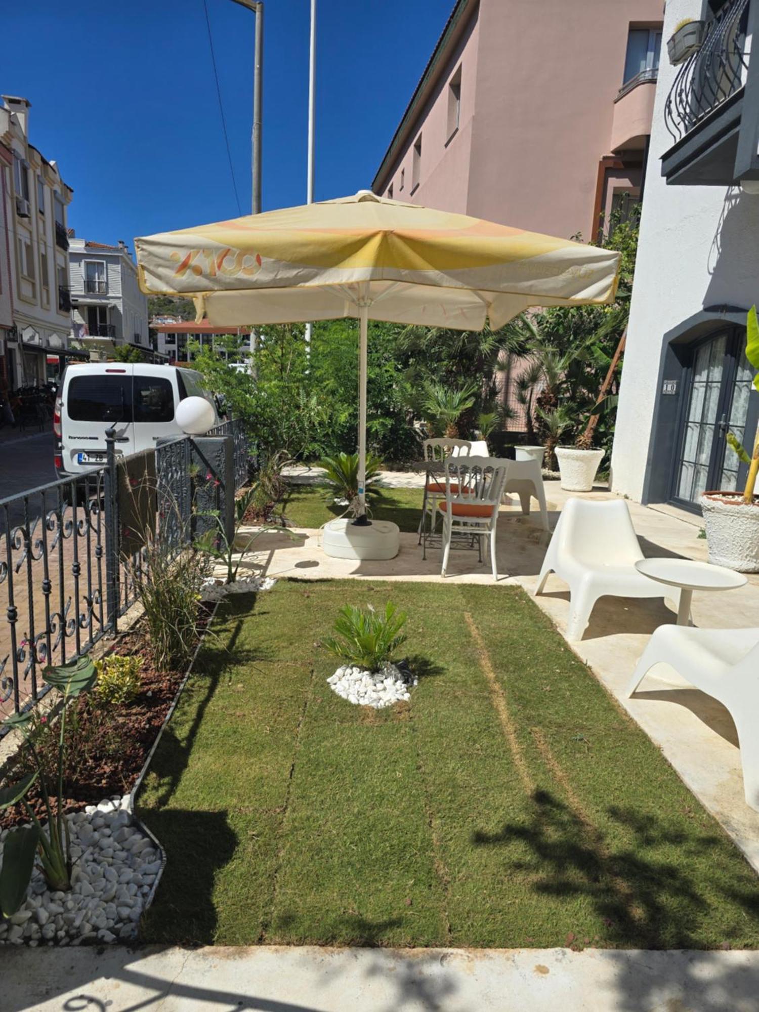 Marina Sahil Hotel Cesme Exterior foto