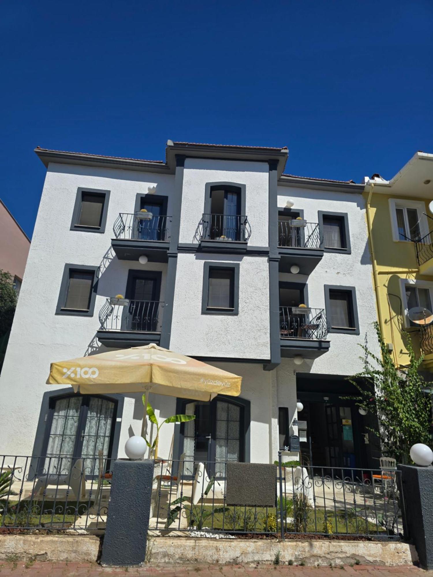 Marina Sahil Hotel Cesme Exterior foto